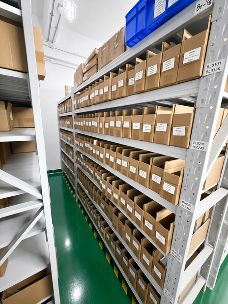Shenzhen Jutai Comm Co., Ltd. linea di produzione del fabbricante