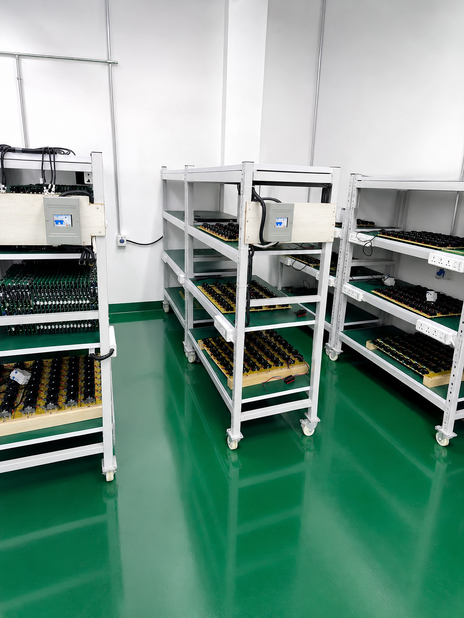 Shenzhen Jutai Comm Co., Ltd. linea di produzione del fabbricante