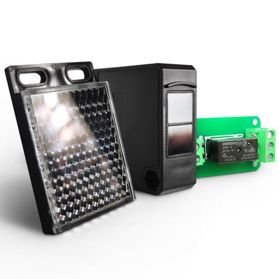 Sensore fotografico riflettente IRR-7R impermeabile per automazione industriale.