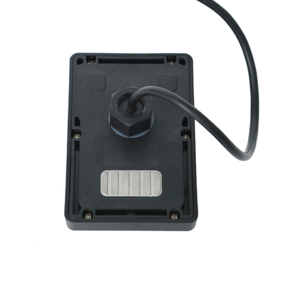 Sensore di barriera di grado industriale con tecnologia a onde mm da 79 GHz a 81 GHz per un'elevata immunità alle interferenze e un intervallo di temperatura da -40 °C a 80 °C