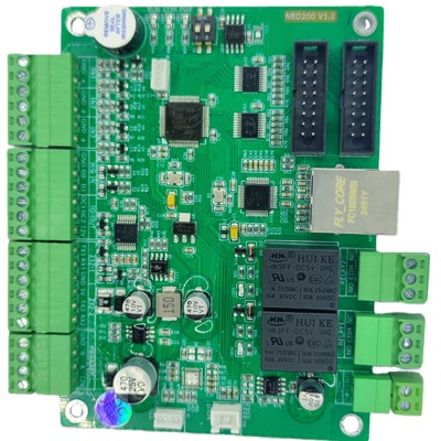 NED200 LED Display Driver Board con doppio display di codice QR (lunga / breve distanza), trasmissione vocale e aggiornamento IAP remoto per complessi commerciali e aree panoramiche